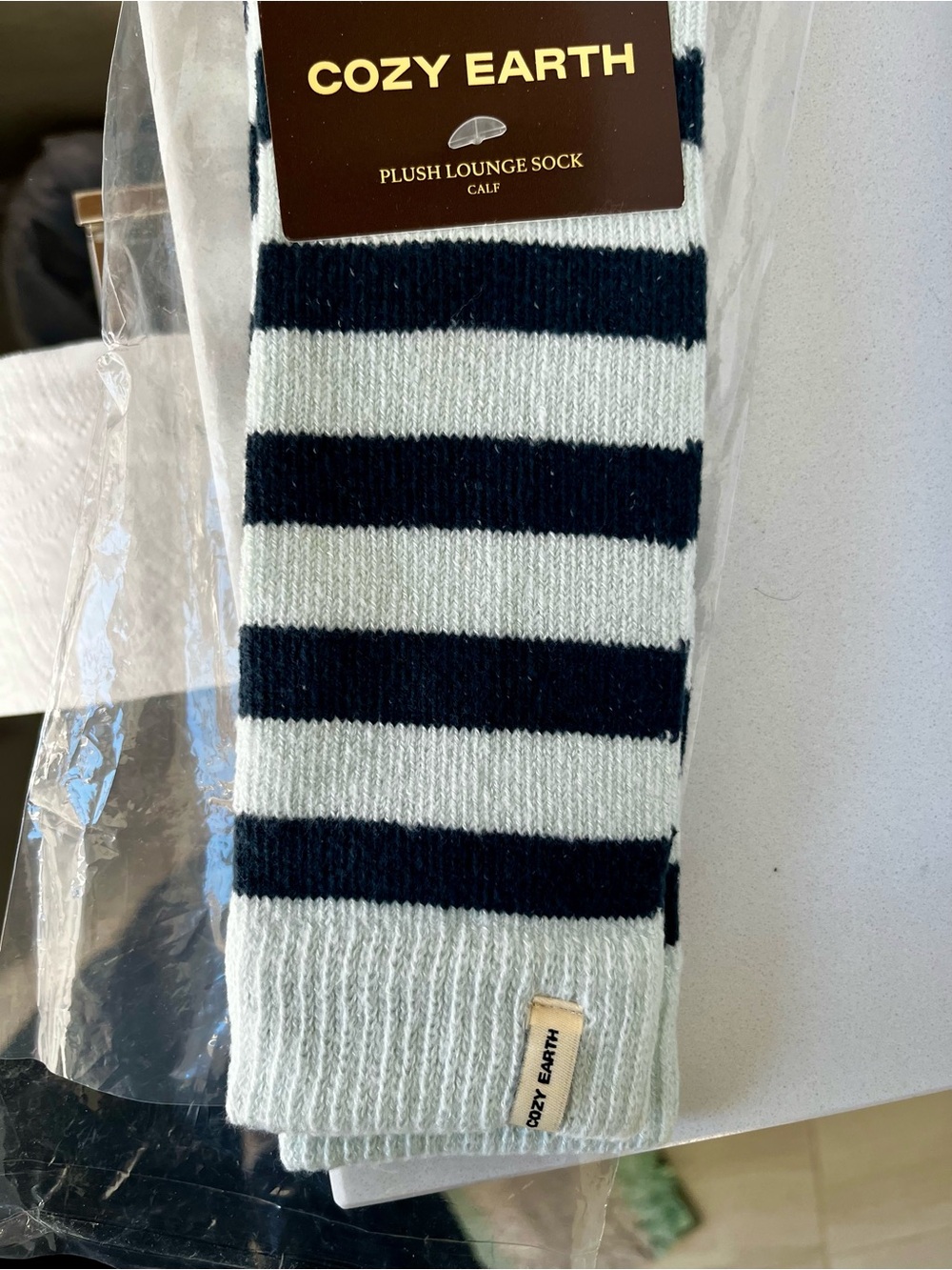 Cozy Earth Lounge Socks